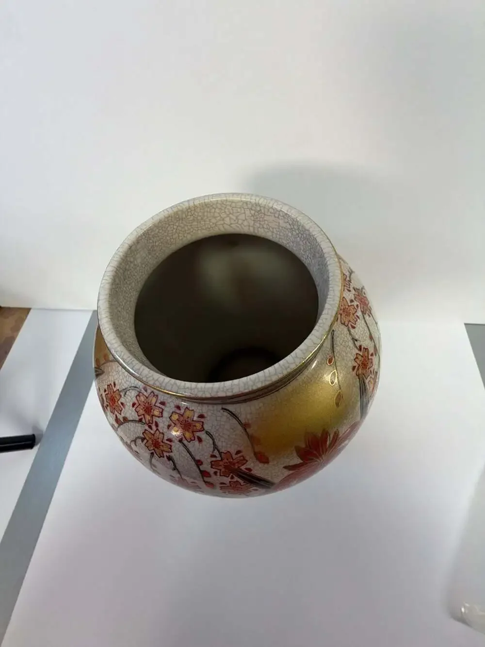 Vintage Satsuma Japanese Hand-Painted Porcelain Vase with Iris Motif and Gilt De